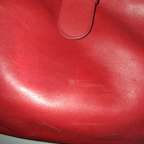 Coach Red Leather Shoulder Bag with Gold Buckle - Picture 8 of 10